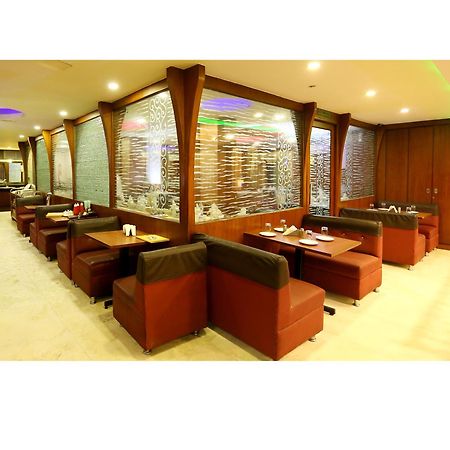 The Ocea International Hotel Bangalore Extérieur photo